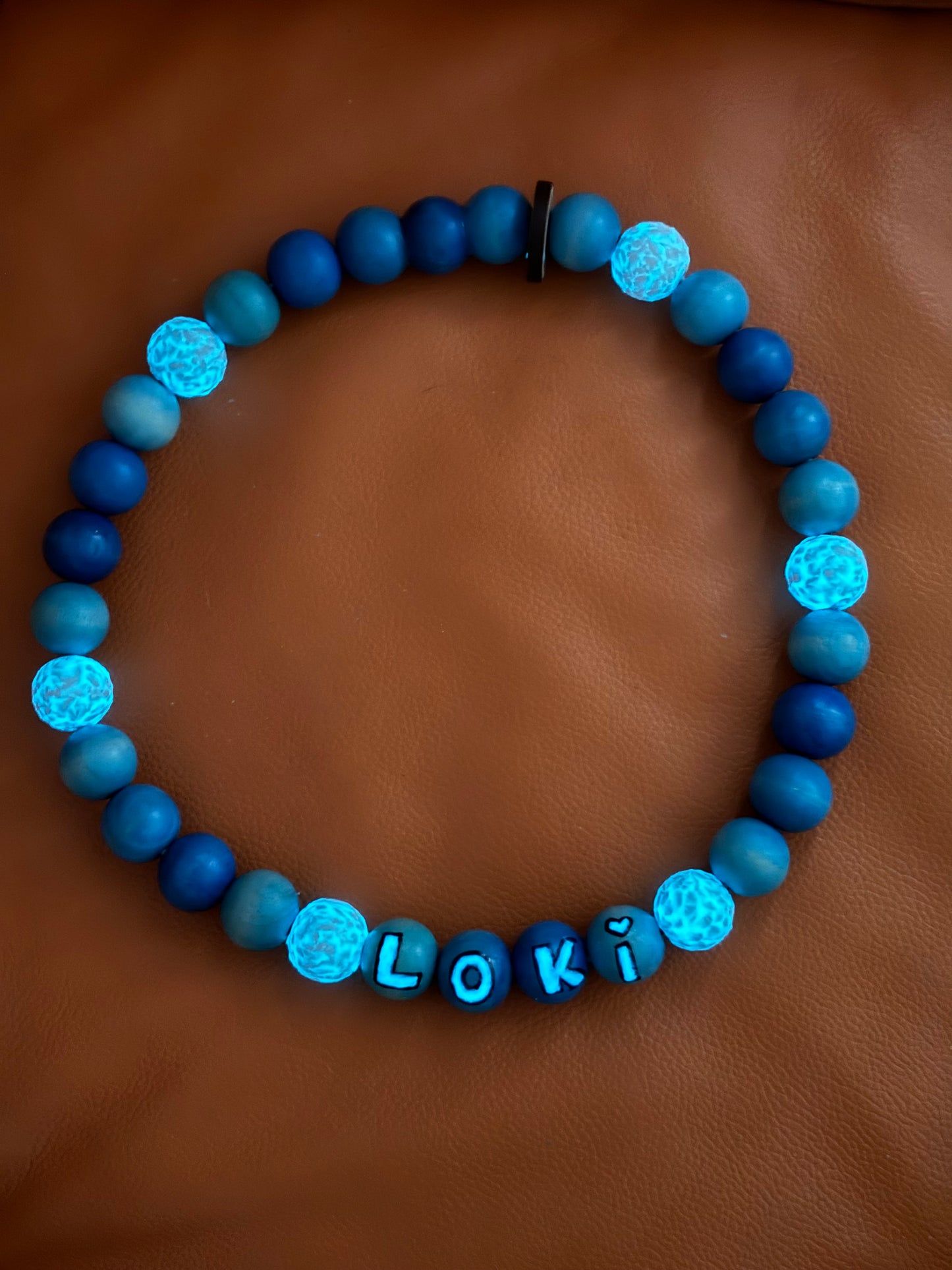 Button Beads Glow in the Dark Pet Necklace