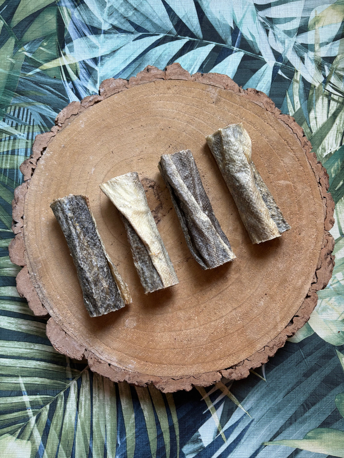 Fish Skin Rolls