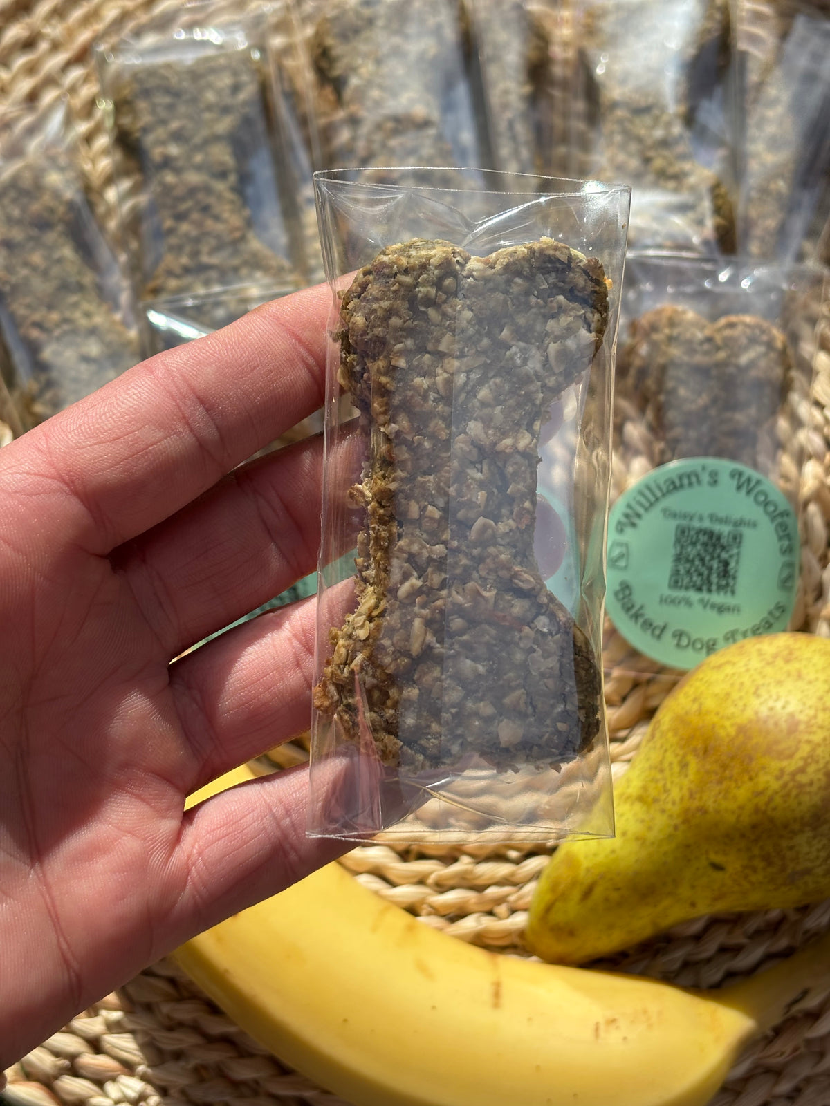 Artisan Baked Biscuits - Oats, Peanut butter, Banana, Pear & Green Magic Blend Supplement.