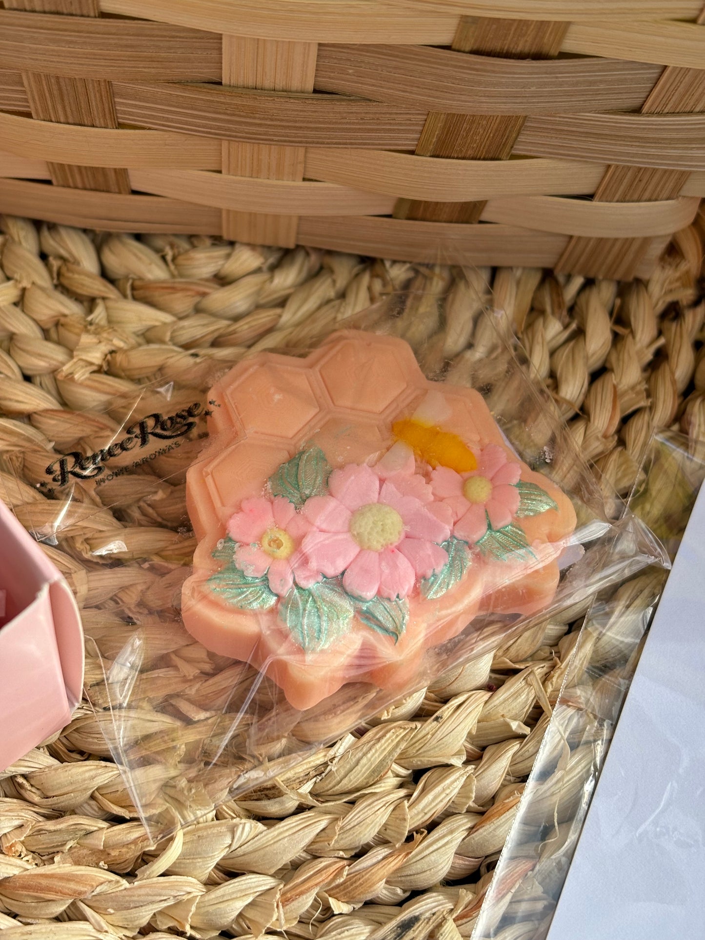 Limited Edition Puppy & Fur Mum Gift Basket